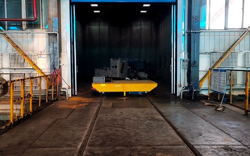 有軌電動平板車的電池壽命是多久？
